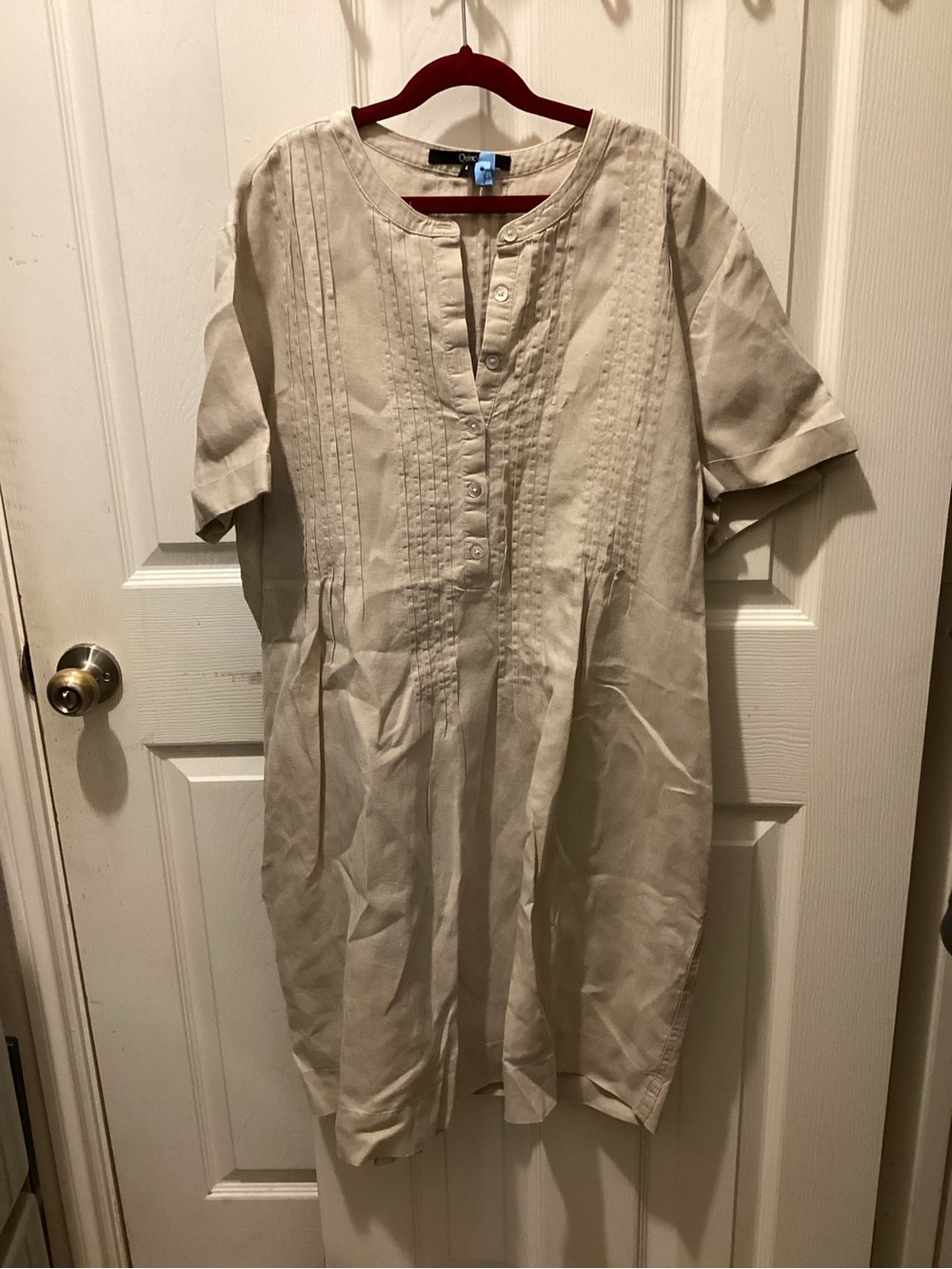 Quince Cream Pintuck Midi Dress